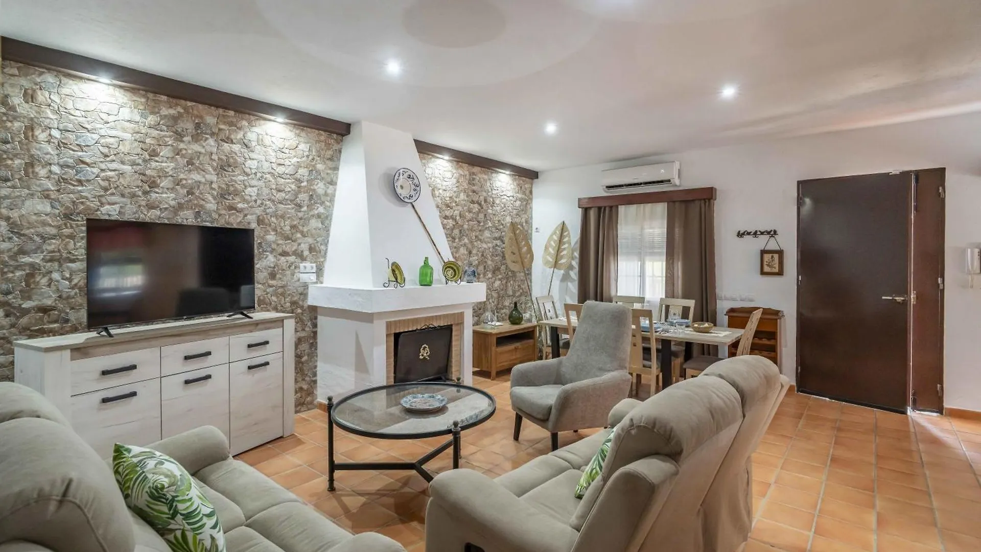 Casa Rural Buhaira 라 푸엘블라 데 카사야